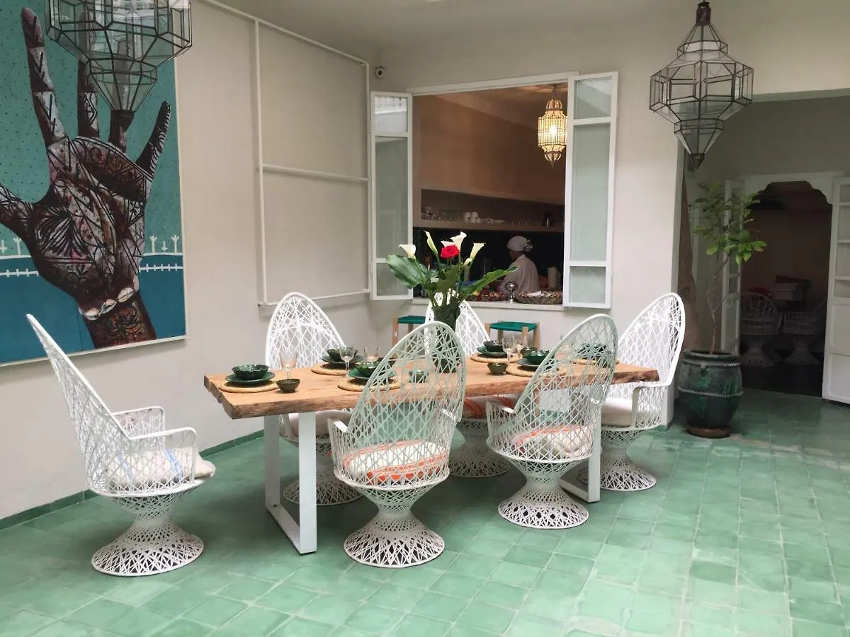 Eden Kam Riad location